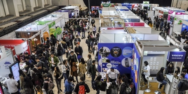 Feria Del Trabajo Ulima: Nuevos Lazos Entre Nuestra Comunidad Y Las ...